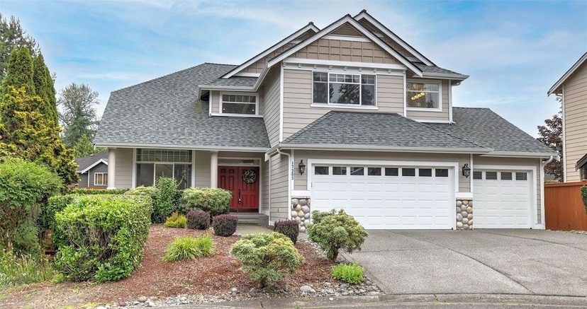 Spacious & Stylish In Parks Community
