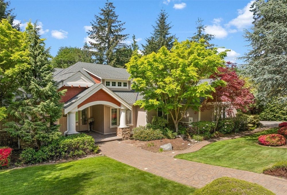 Grand Canterwood Home