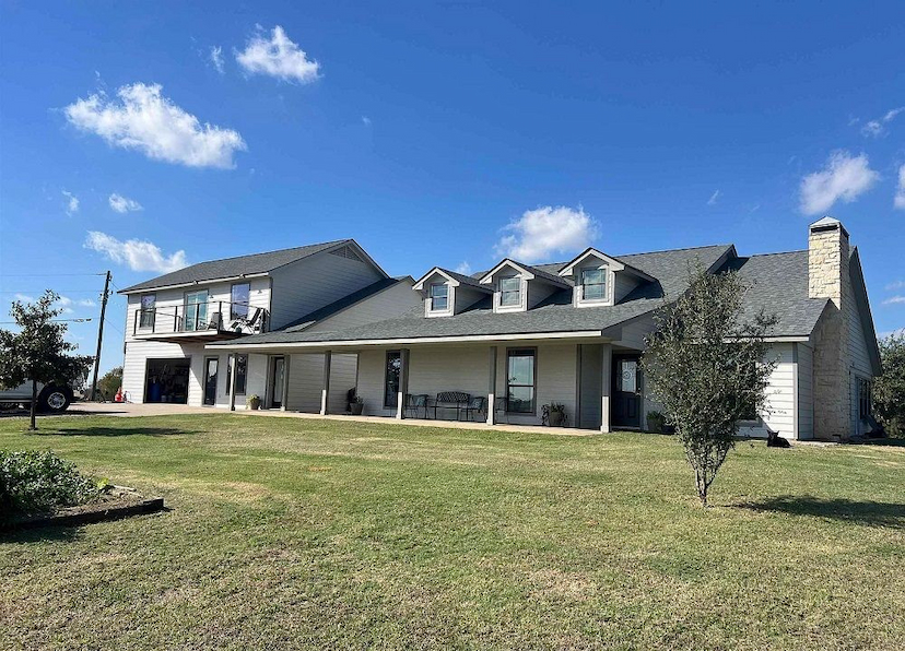 8919 County Road 2310