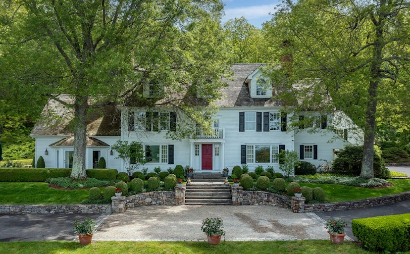 Private Colonial With Views