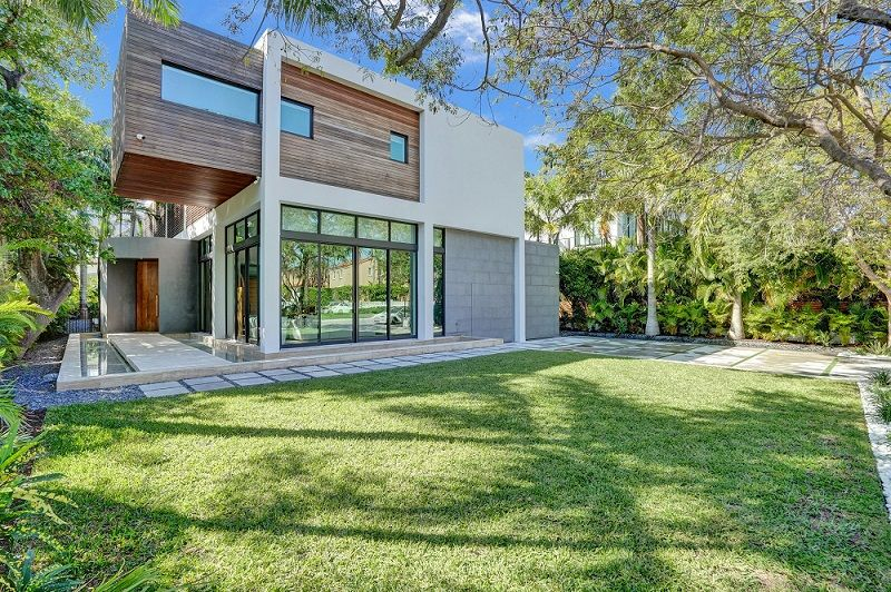 Modern Beach Living