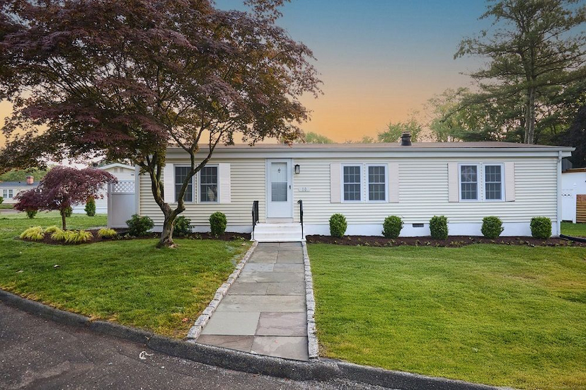 10 Crescent Park Rd