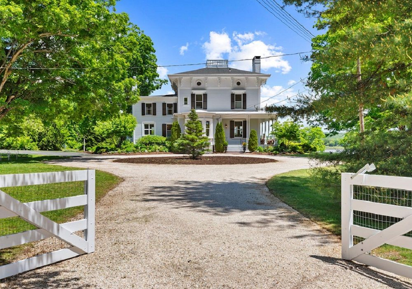 A Victorian Gem On The Connecticut River