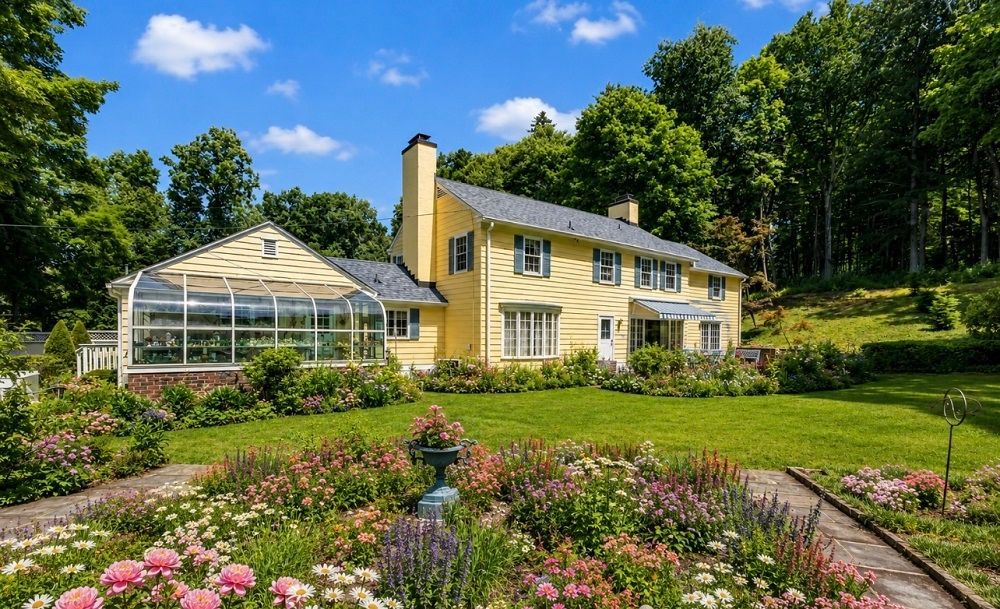 Fabulous Center Hall Colonial