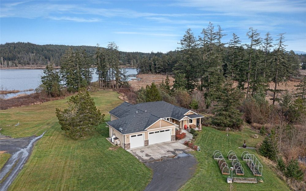 437 Woodpecker Lane