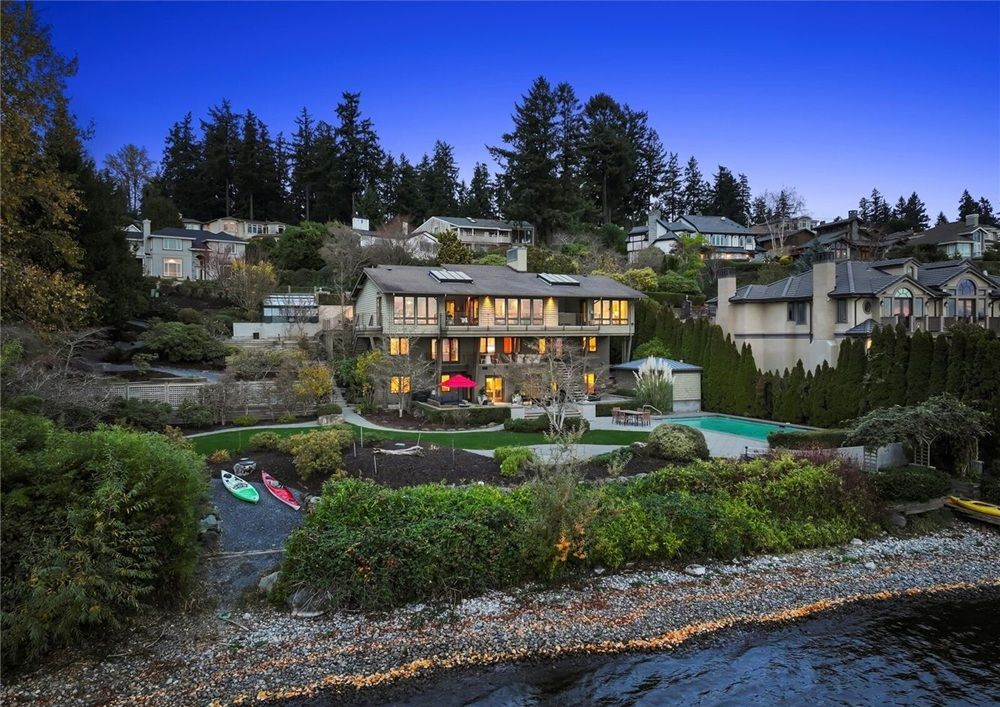 Juanita Point Waterfront Estate