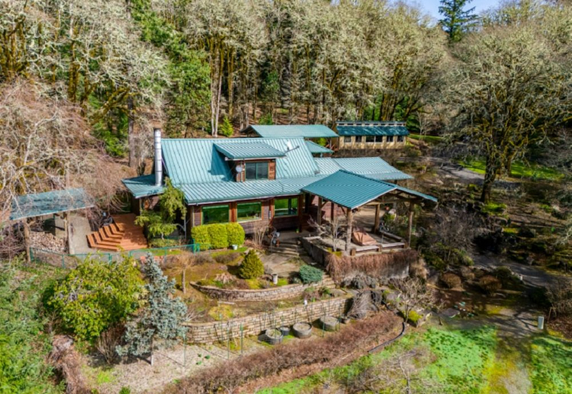 Country Retreat On 21+ Acres