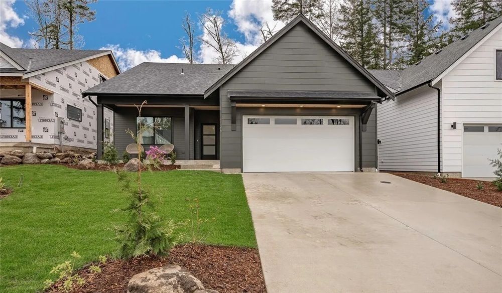2999 Cedar View Way