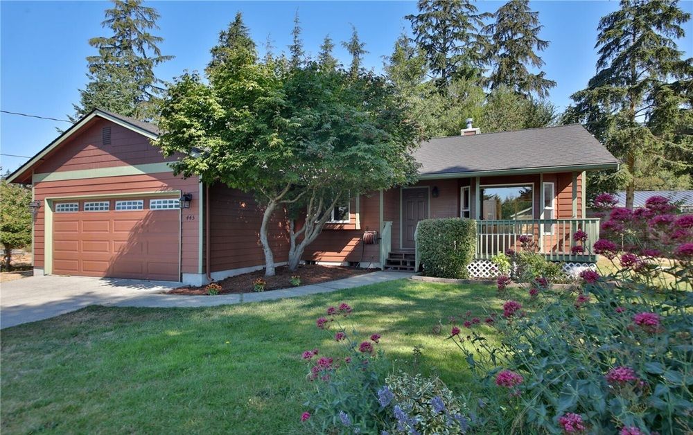 445 Mitchell Drive