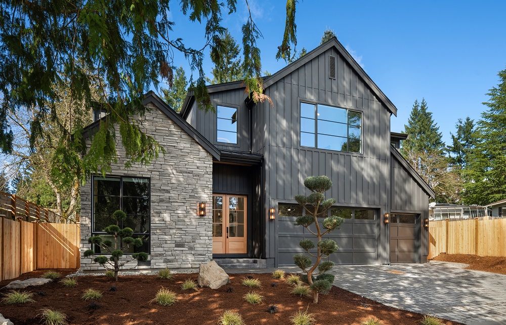 Exquisite Luxury New Construction On A Rare And Idyllic Large Lot In Bellevue