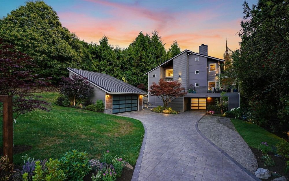 Stunning Holmes Point Remodel