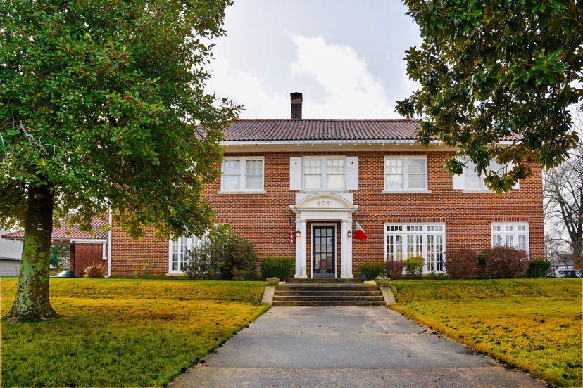 Exquisite Colonial Revival Home