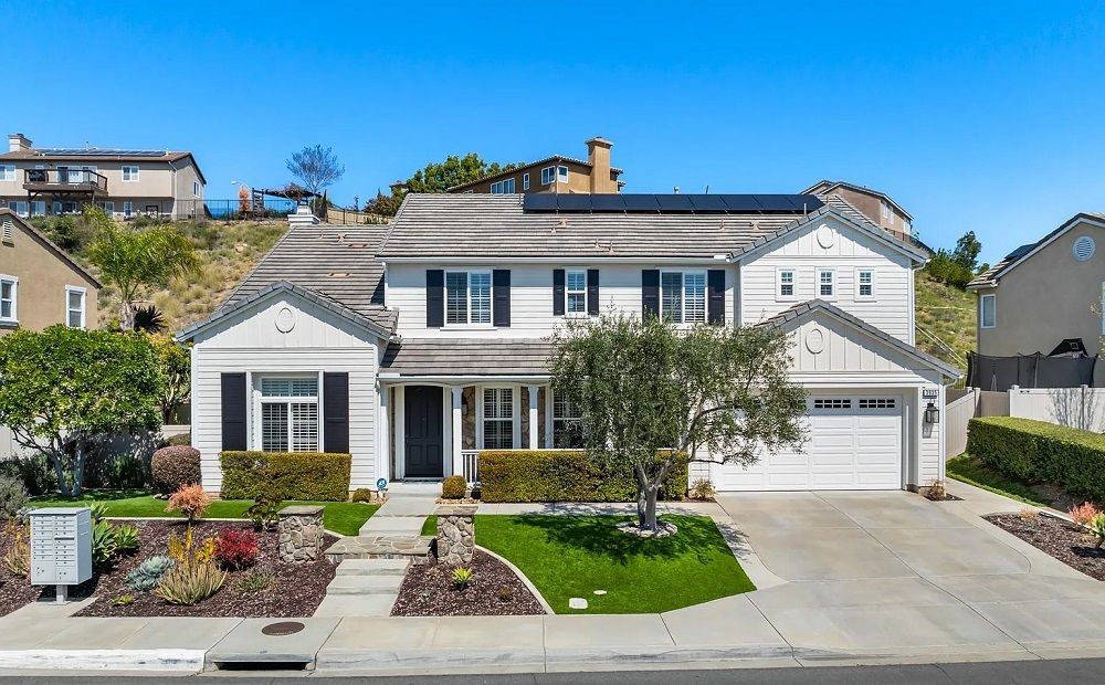 Elegant Plan 7 Home In Serramar