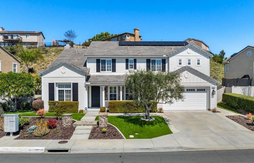 3935 Sacramento Dr