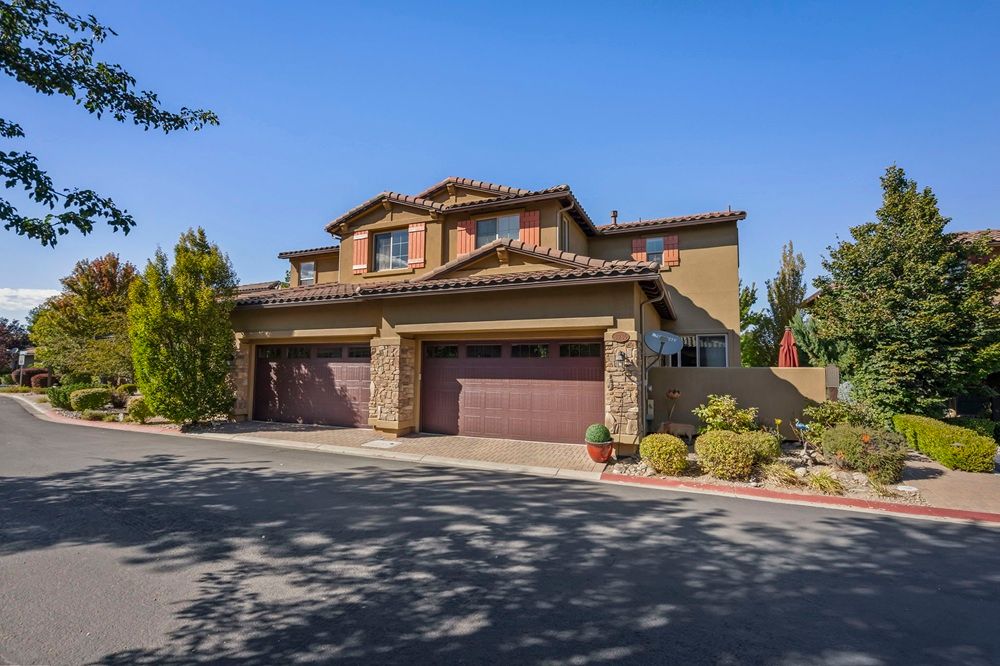 3945 San Donato Loop
