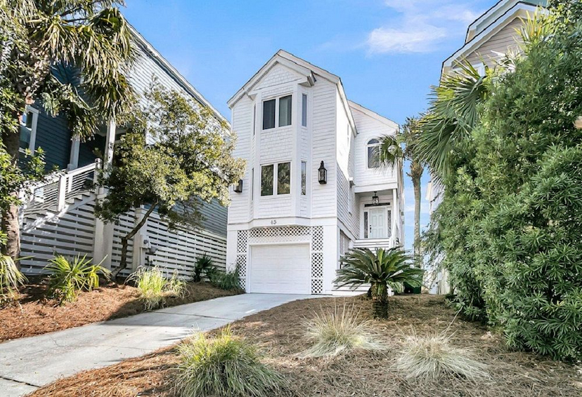 Experience The Beachfront Lifestyle