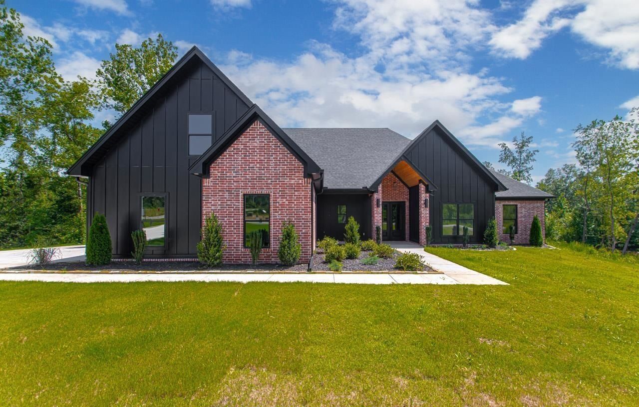 Modern Luxury Masterpiece In Northridge Estates