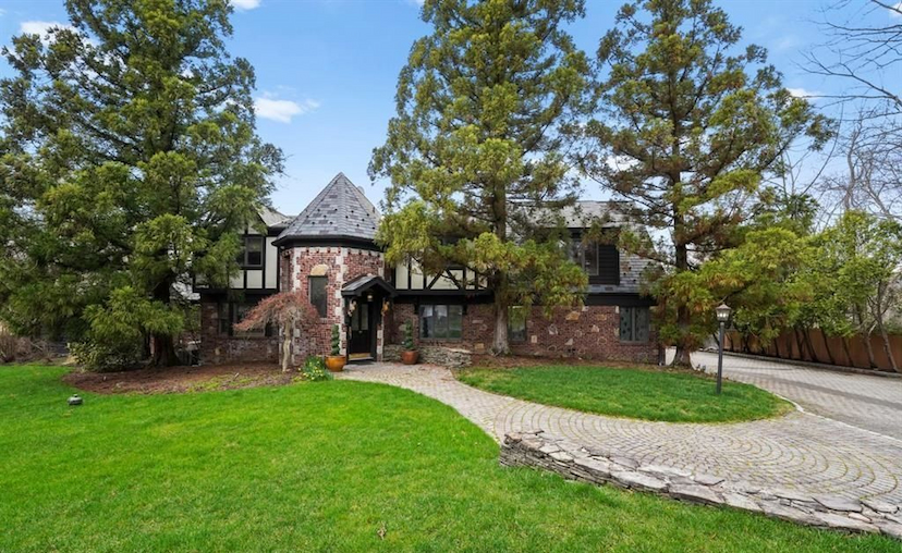 Upper Saddle River, NJ
