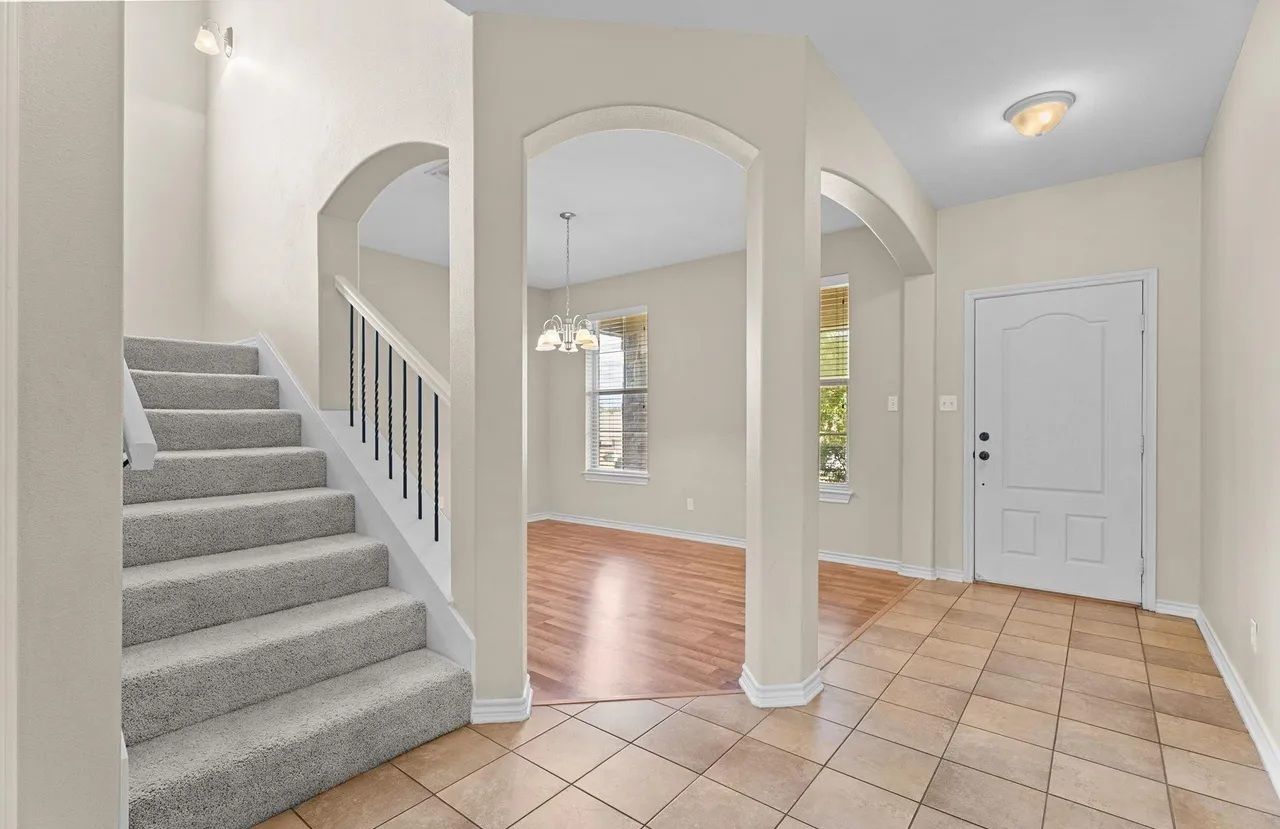 Luxury Living Near Fresh