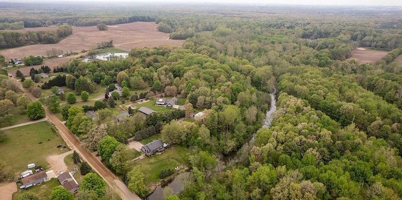 Barndominium Retreat With River Frontage