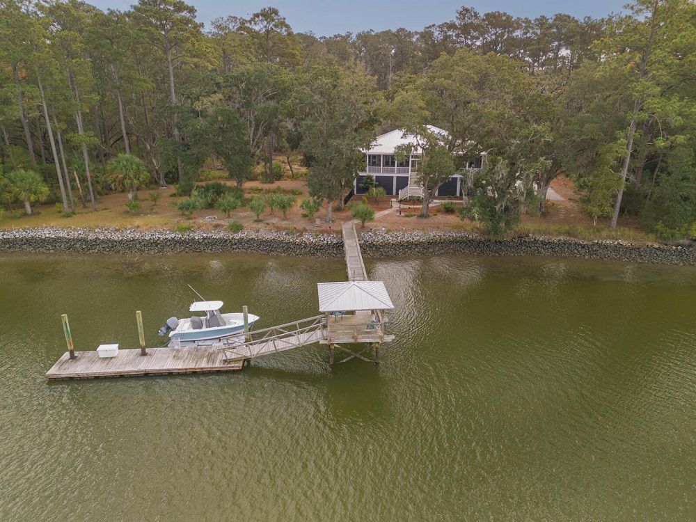 8606 Glascow Island Lane