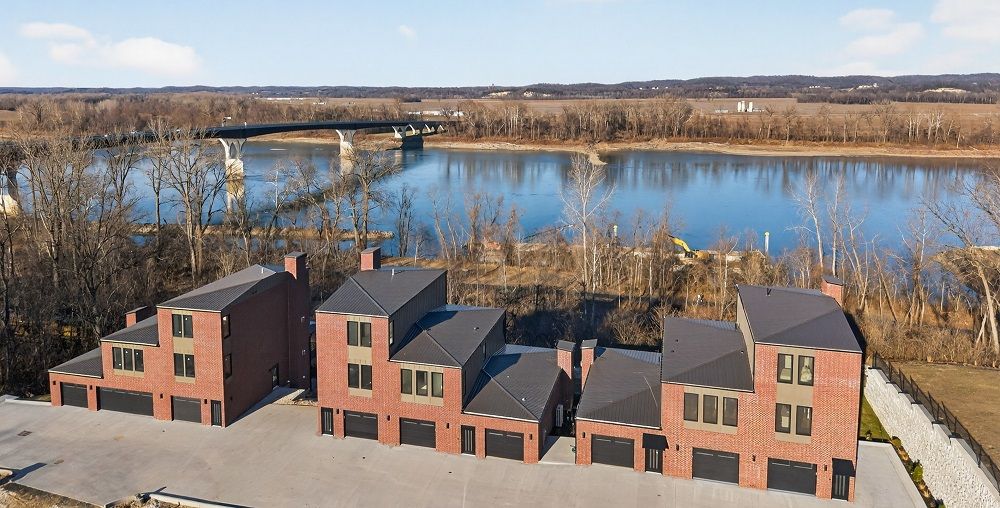 Modern Luxury Townhomes Meet Breathtaking Missouri River Views