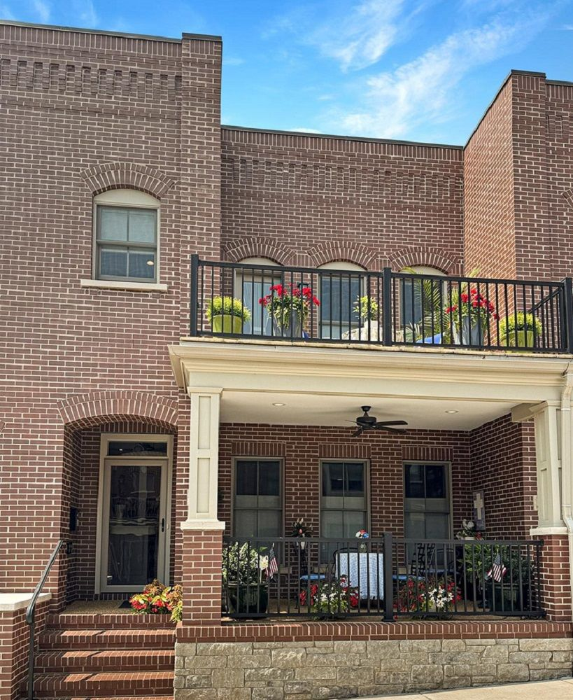 Inviting Townhome In Downtown Washington, Mo