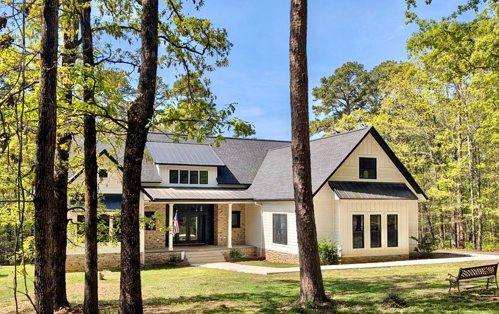 230 Island Shores Dr
