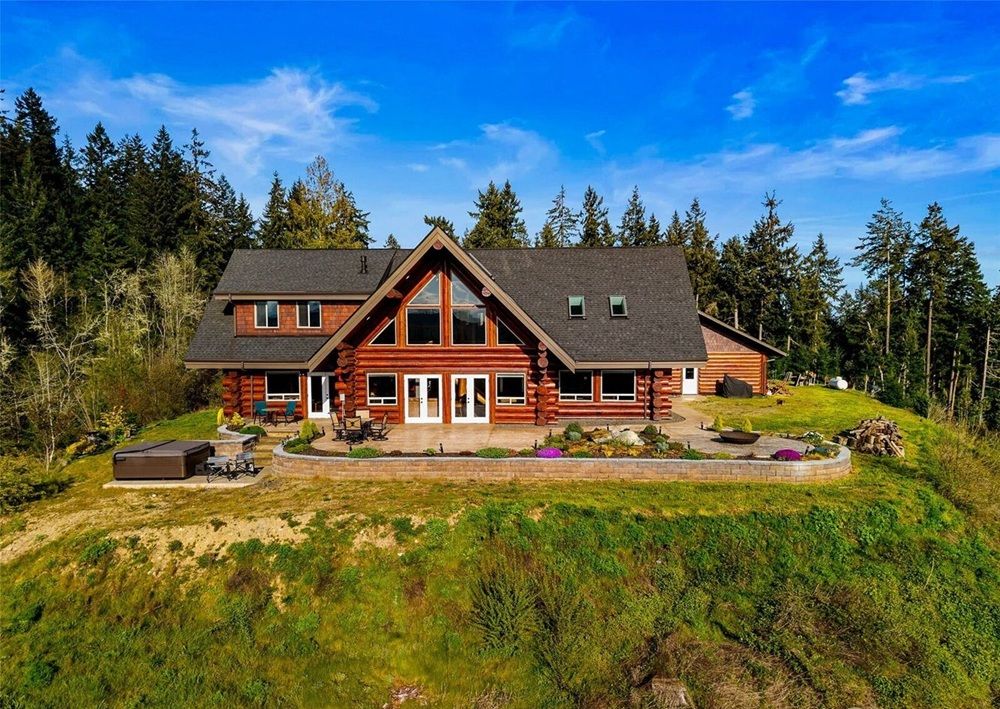 3221 Teal Lake Rd
