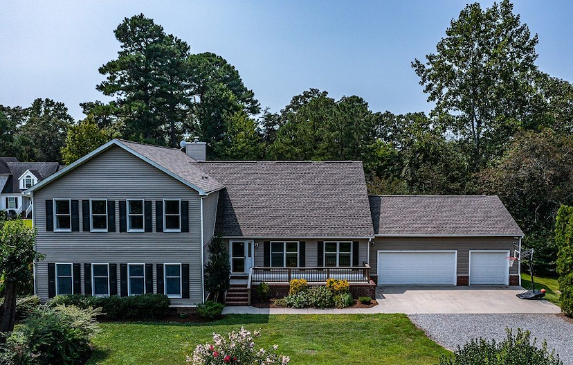 940 S Steamboat Ln