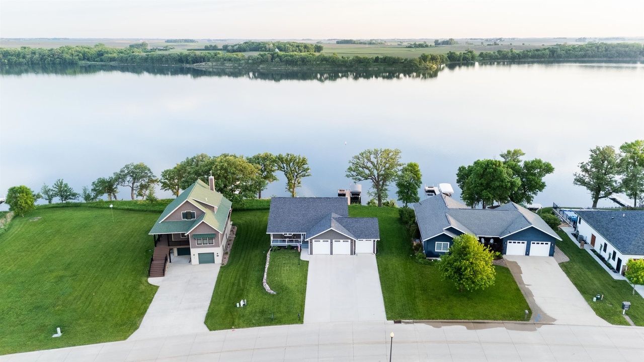116 West Bay Road