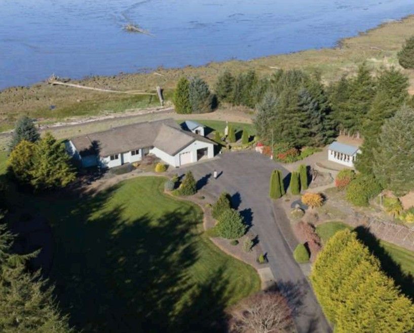 Bayfront Retreat