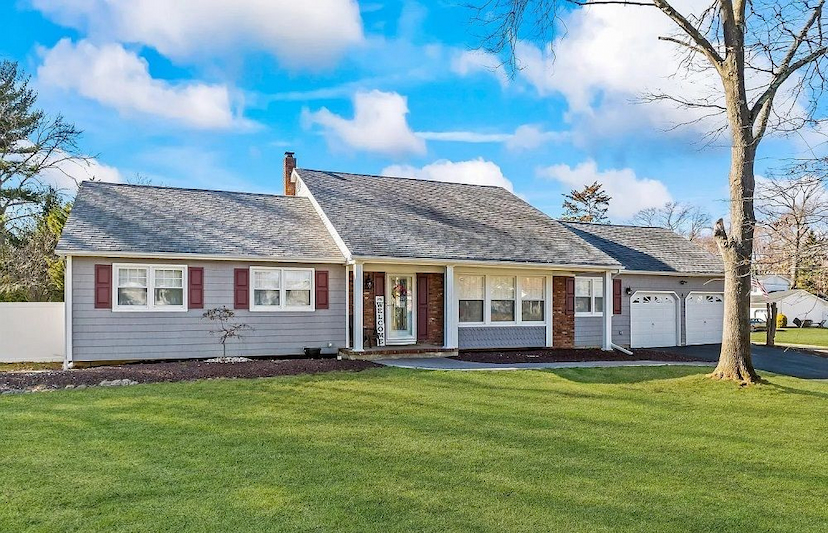 4 Whitman Road