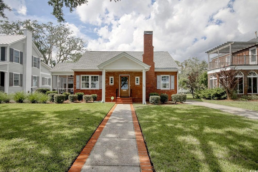 Charming Retreat