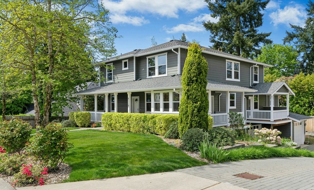 Immaculate Home In Kirkland