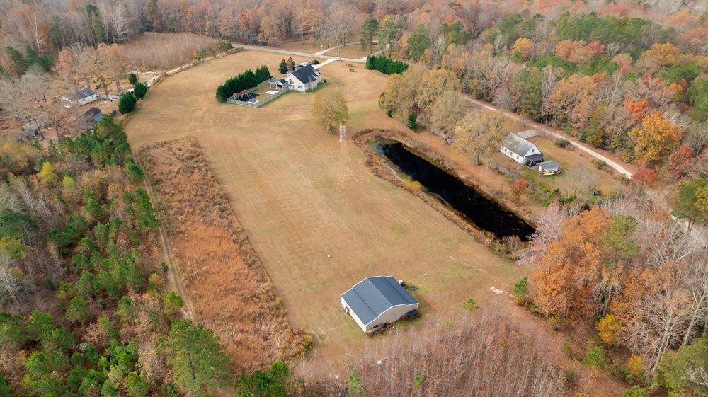 Exquisite Estate In Chesterfield