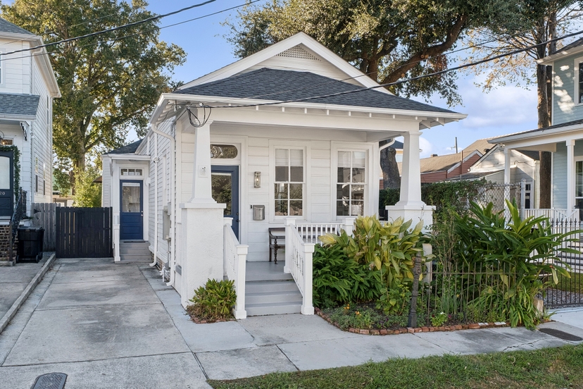 924 Amelia Street