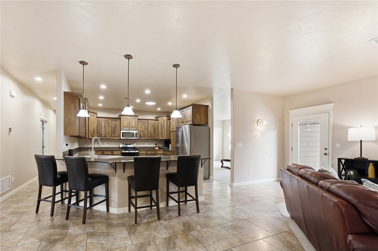 property-image-3