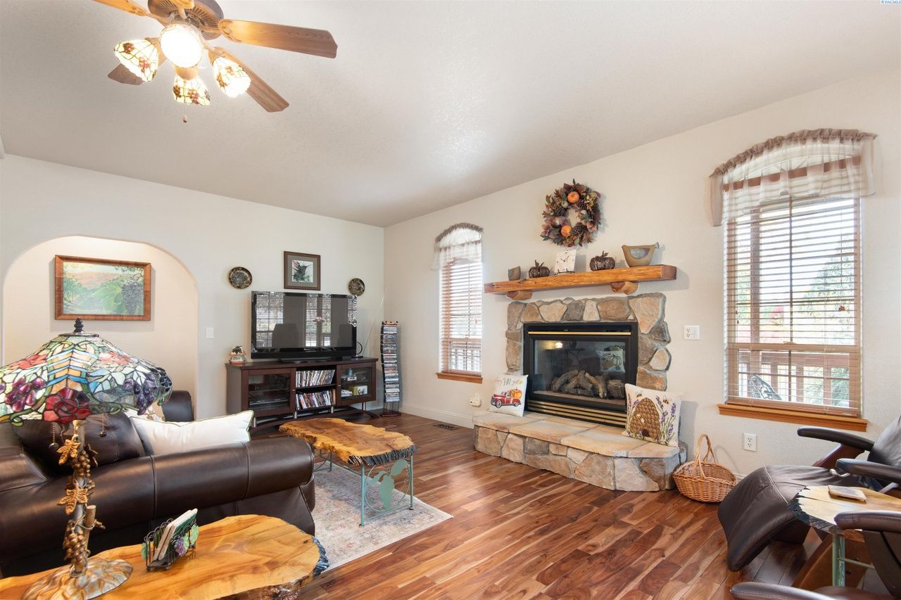 property-image-3