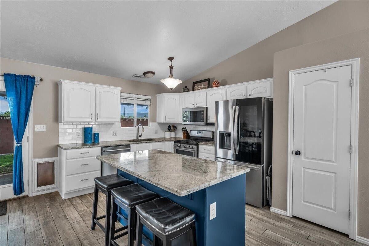property-image-3