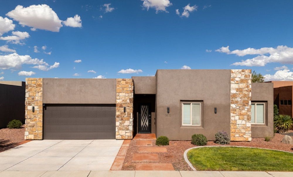 3271 S Retreat Drive