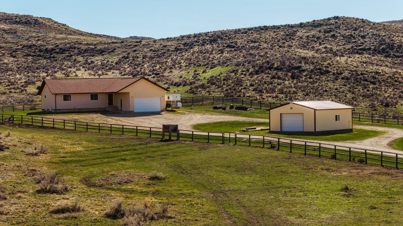 18 Chuckwagon Trl