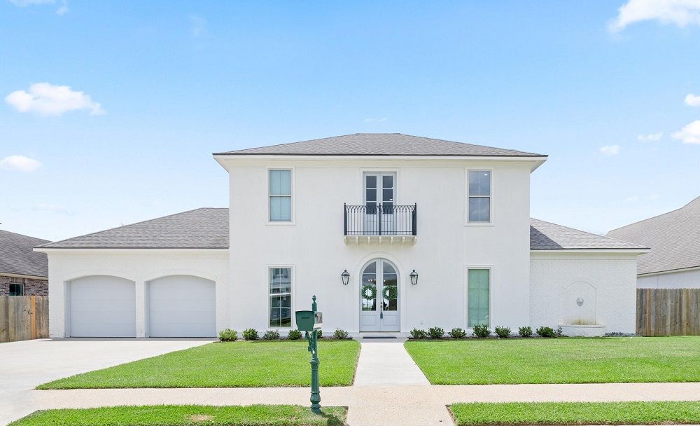 1044 The Lake Drive
