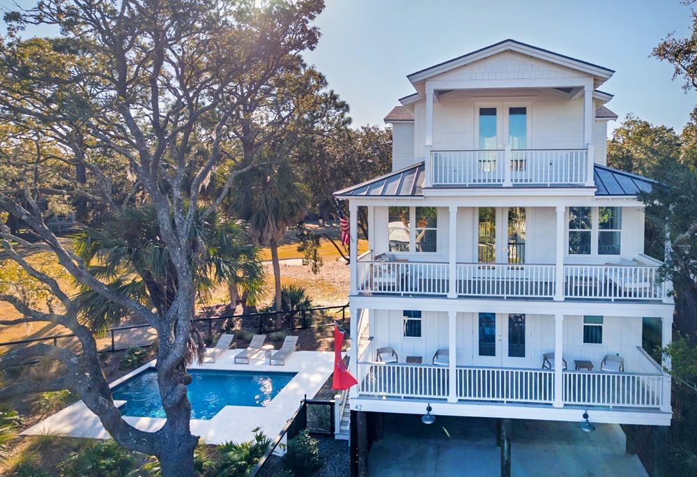 42 Battery Park Road