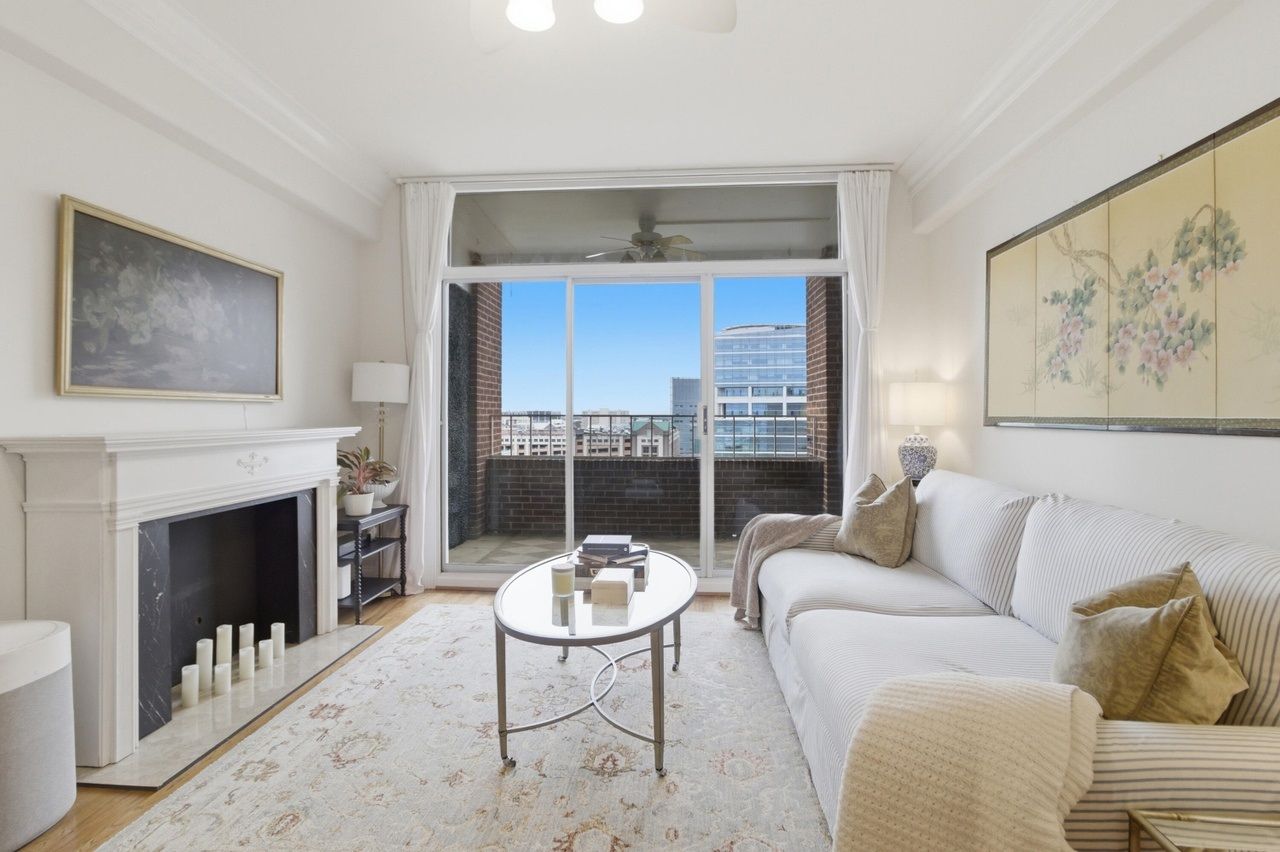 14 Lockwood Drive #9J
