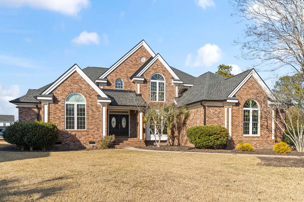 Waterfront Elegance In Plantation Point
