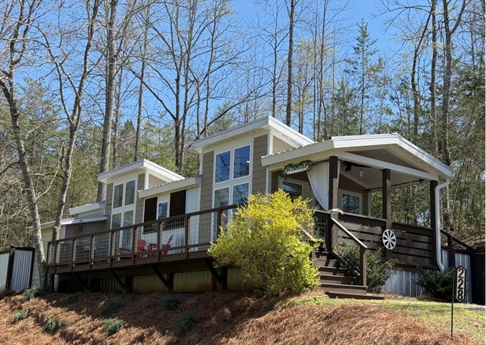 228 Bear Pen Cv