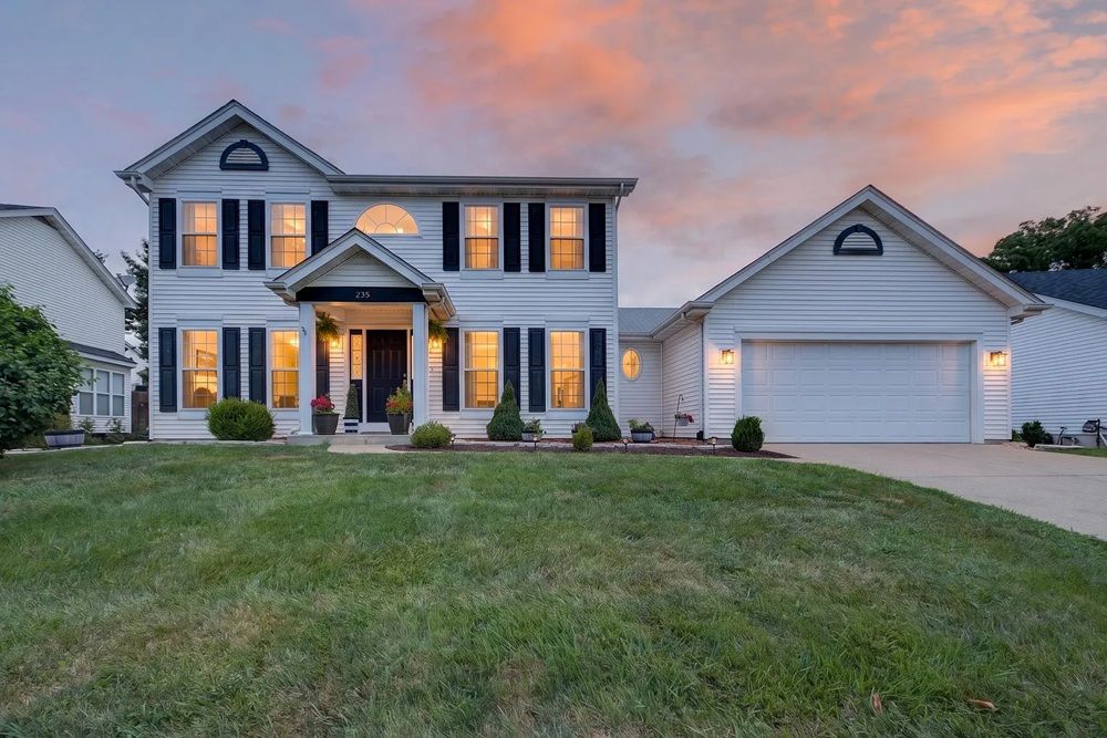 Beautifully Maintained 2-Story