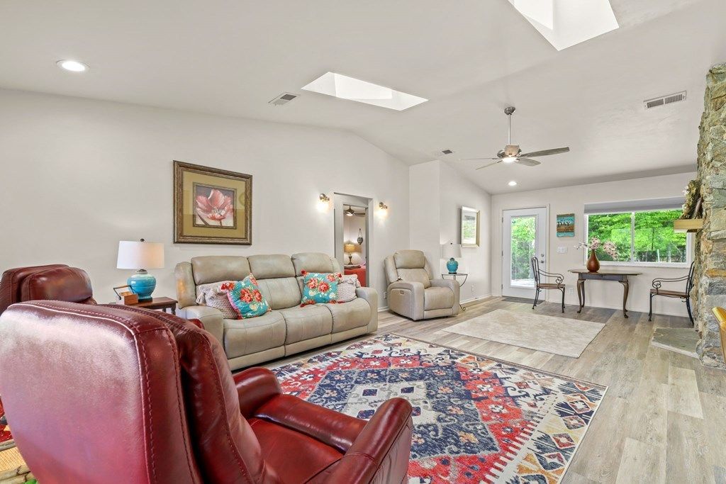 property-image-3
