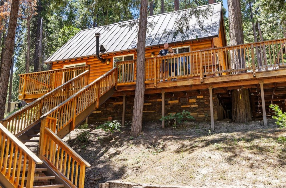 Charming Cabin Getaway